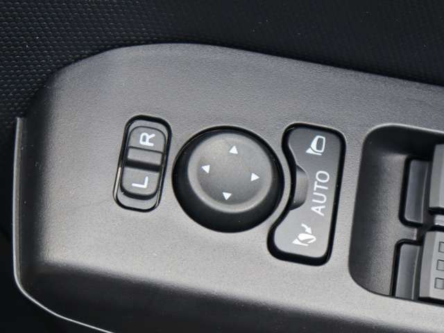 ダイハツ タフト ６６０ Ｇ ダーククロム ベンチャー R5年 (中国) 99