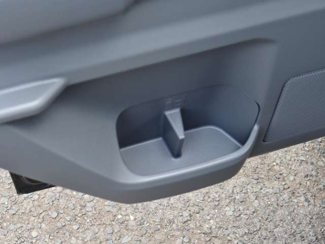 ダイハツ タフト ６６０ Ｇ ダーククロム ベンチャー R5年 (中国) 99