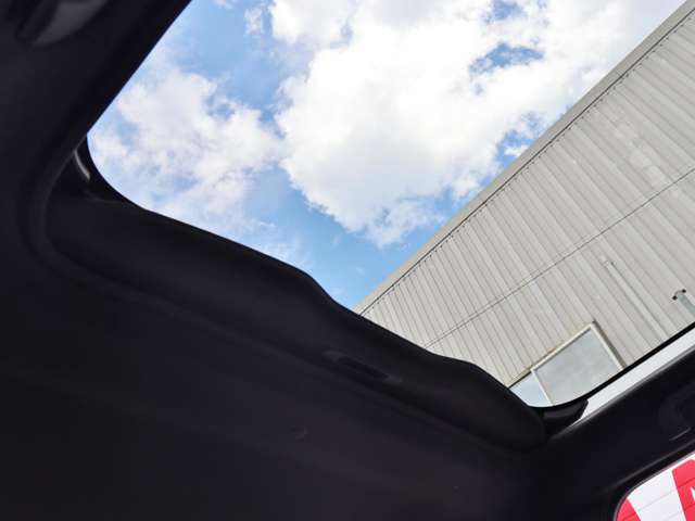 ダイハツ タフト ６６０ Ｇ ダーククロム ベンチャー R5年 (中国) 99