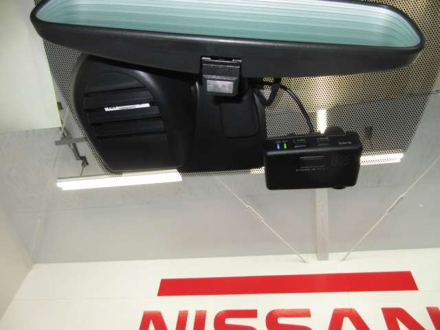 日産 ノート １．２ ＮＩＳＭＯ H29年 (九州・沖縄) 99
