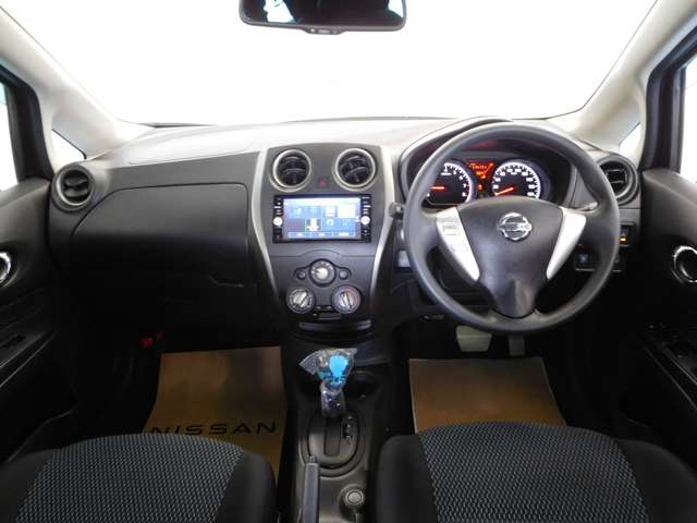 日産 ノート １．２ Ｘ Ｖセレクション プラスセーフティＩＩ H28年 (九州・沖縄) 99