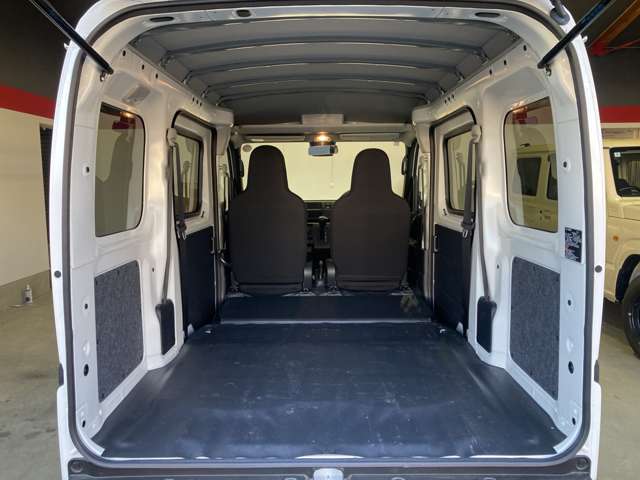 ダイハツ ハイゼットカーゴ ６６０ デラックス ４ＷＤ R6年 (東北) 99