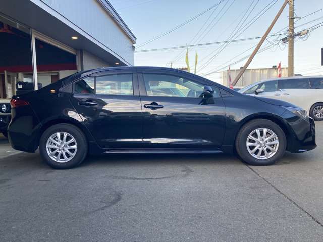 トヨタ カローラ １．８ ハイブリッド Ｇ－Ｘ プラス Ｅ－ＦＯＵＲ ４ＷＤ R2年 (東北) 99