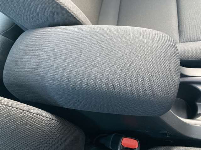 トヨタ カローラ １．８ ハイブリッド Ｇ－Ｘ プラス Ｅ－ＦＯＵＲ ４ＷＤ R2年 (東北) 99