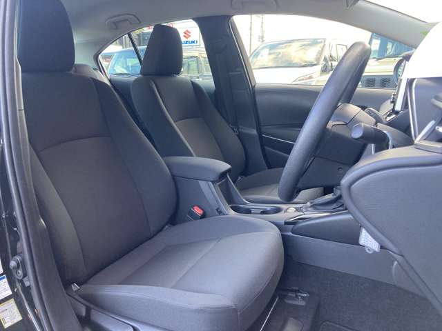 トヨタ カローラ １．８ ハイブリッド Ｇ－Ｘ プラス Ｅ－ＦＯＵＲ ４ＷＤ R2年 (東北) 99