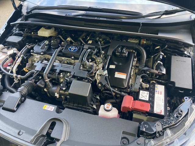 トヨタ カローラ １．８ ハイブリッド Ｇ－Ｘ プラス Ｅ－ＦＯＵＲ ４ＷＤ R2年 (東北) 99
