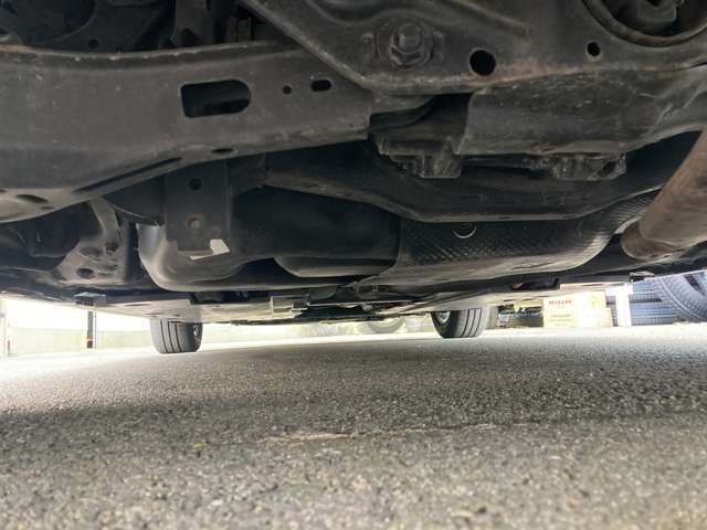 トヨタ カローラ １．８ ハイブリッド Ｇ－Ｘ プラス Ｅ－ＦＯＵＲ ４ＷＤ R2年 (東北) 99