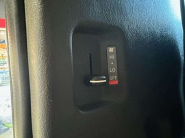 トヨタ ハイエースワゴン ２．７ ＤＸ ロング ミドルルーフ ４ＷＤ H28年 (東北) 99