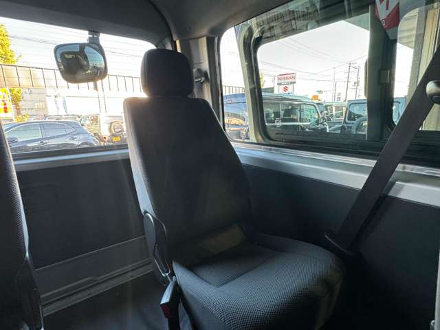 トヨタ ハイエースワゴン ２．７ ＤＸ ロング ミドルルーフ ４ＷＤ H28年 (東北) 99