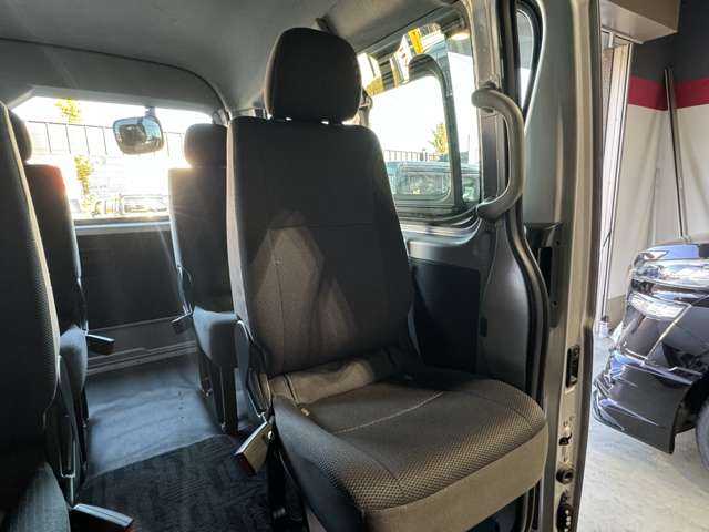 トヨタ ハイエースワゴン ２．７ ＤＸ ロング ミドルルーフ ４ＷＤ H28年 (東北) 99