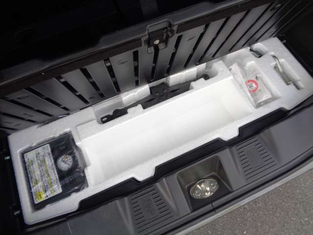 スズキ スペーシア　ギア ６６０ ギア ハイブリッド ＸＺターボ R2年 (中国) 99