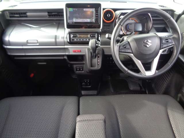 スズキ スペーシア　ギア ６６０ ギア ハイブリッド ＸＺターボ R2年 (中国) 99