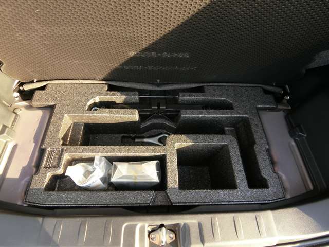 ダイハツ ミラ　ココア ６６０ プラス Ｘ H29年 (中国) 99