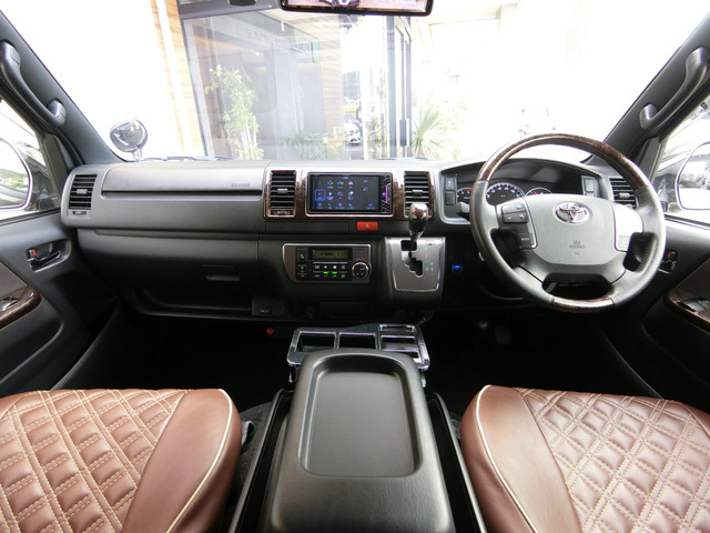 トヨタ ハイエースバン ２．８ スーパーＧＬ ５０ＴＨ アニバーサリー リミテッド ロングボディ ディーゼルターボ R1年 (中国) 99