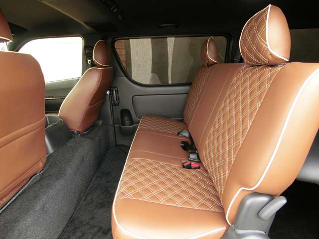 トヨタ ハイエースバン ２．８ スーパーＧＬ ５０ＴＨ アニバーサリー リミテッド ロングボディ ディーゼルターボ R1年 (中国) 99