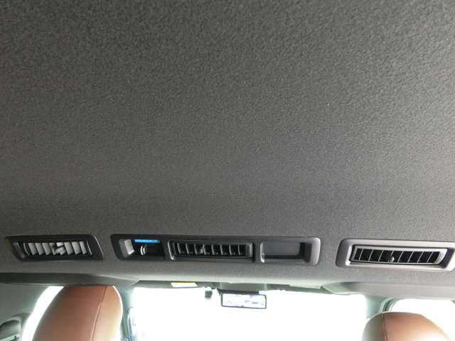 トヨタ ハイエースバン ２．８ スーパーＧＬ ５０ＴＨ アニバーサリー リミテッド ロングボディ ディーゼルターボ R1年 (中国) 99