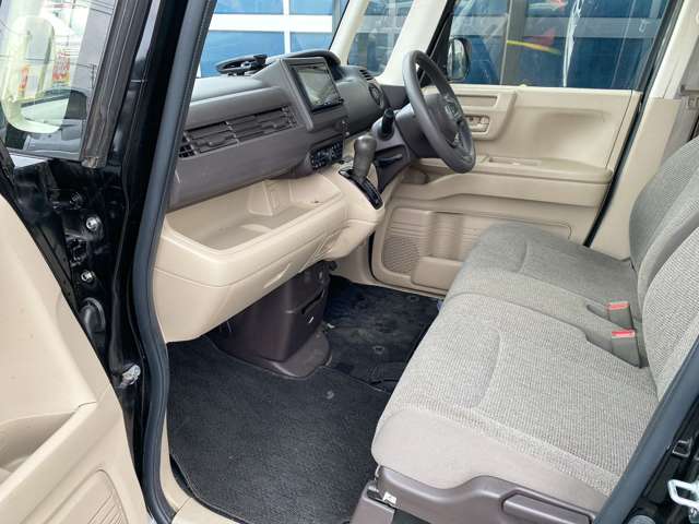 ホンダ Ｎ　ＢＯＸ ６６０ Ｇ ホンダセンシング R1年 (九州・沖縄) 99