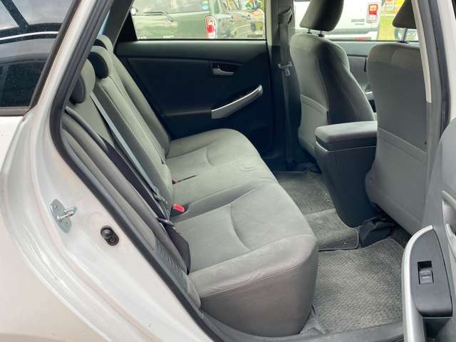 トヨタ プリウス １．８ Ｓ H23年 (九州・沖縄) 99