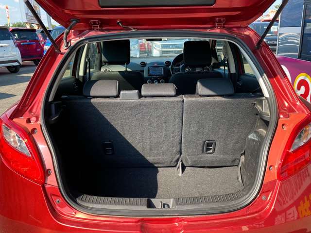 マツダ デミオ １．３ １３ スカイアクティブ H26年 (九州・沖縄) 99