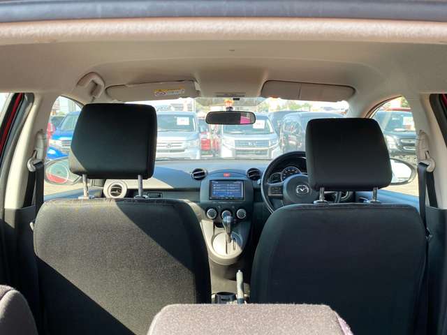 マツダ デミオ １．３ １３ スカイアクティブ H26年 (九州・沖縄) 99