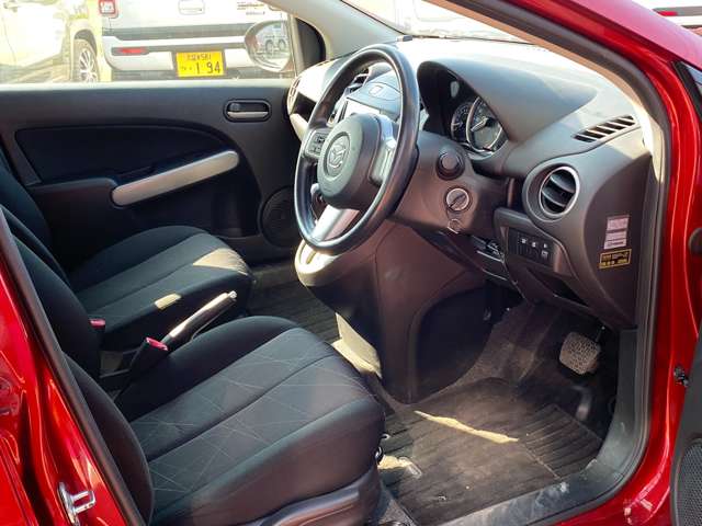 マツダ デミオ １．３ １３ スカイアクティブ H26年 (九州・沖縄) 99