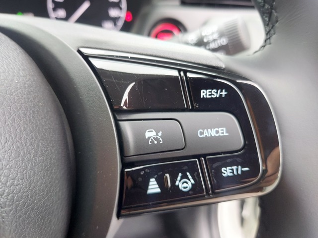 ホンダ ヴェゼル １．５ Ｅ：ＨＥＶ Ｘ ハントパッケージ R7年 (九州・沖縄) 99