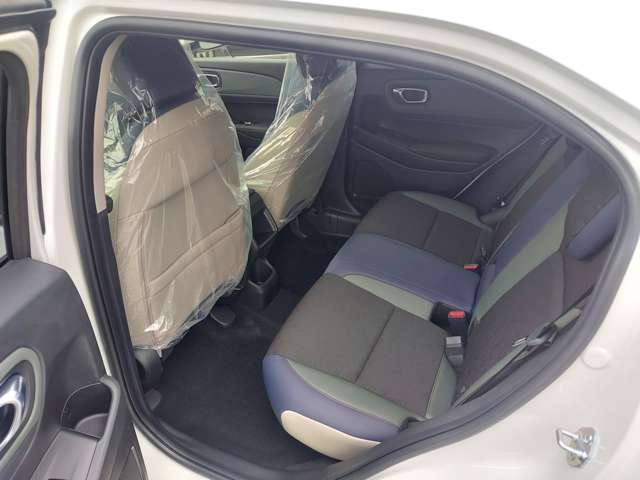 ホンダ ヴェゼル １．５ Ｅ：ＨＥＶ Ｘ ハントパッケージ R7年 (九州・沖縄) 99