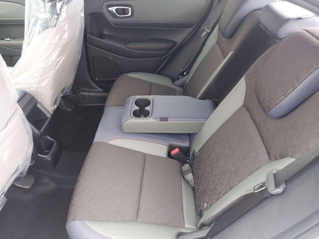 ホンダ ヴェゼル １．５ Ｅ：ＨＥＶ Ｘ ハントパッケージ R7年 (九州・沖縄) 99