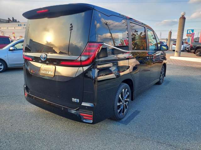 トヨタ ノア １．８ ハイブリッド Ｓ－Ｚ R7年 (九州・沖縄) 99