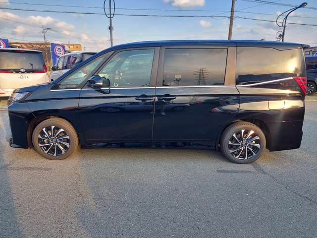 トヨタ ノア １．８ ハイブリッド Ｓ－Ｚ R7年 (九州・沖縄) 99