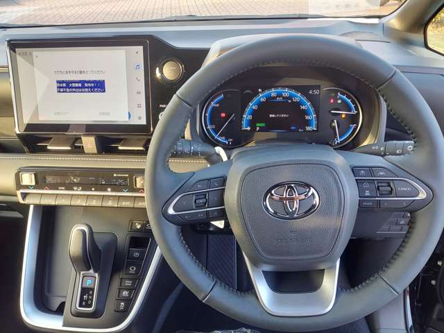 トヨタ ノア １．８ ハイブリッド Ｓ－Ｚ R7年 (九州・沖縄) 99