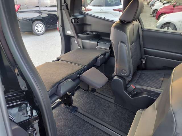 トヨタ ノア １．８ ハイブリッド Ｓ－Ｚ R7年 (九州・沖縄) 99