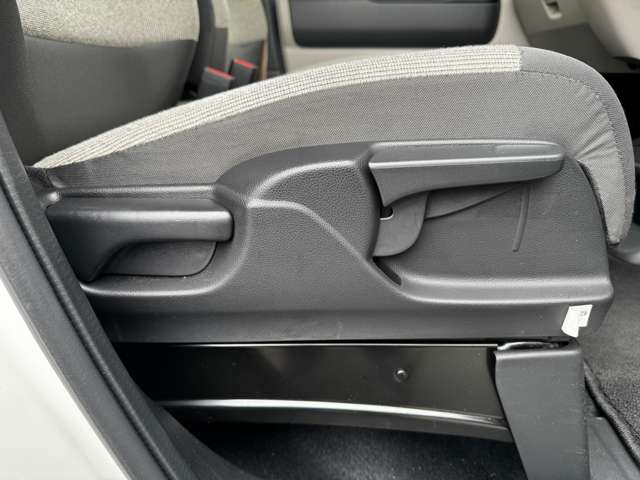 ホンダ Ｎ　ＢＯＸ ６６０ R6年 (九州・沖縄) 99