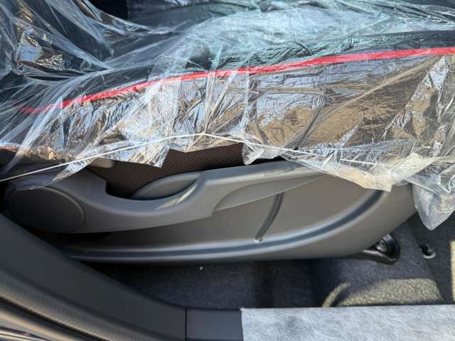 トヨタ ライズ　ハイブリッド ハイブリッド １．２ Ｚ R7年 (九州・沖縄) 99