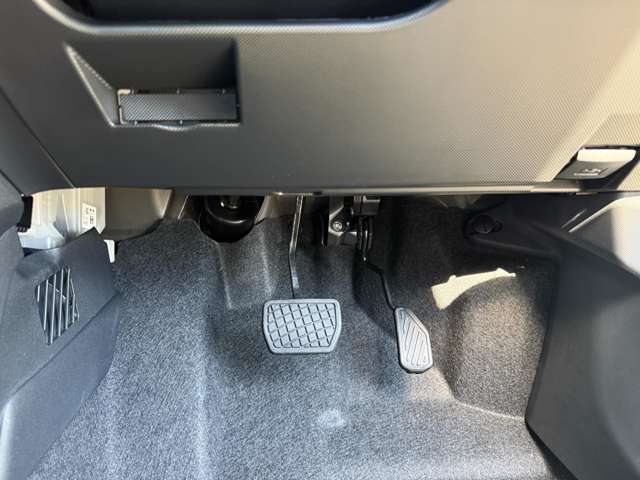 トヨタ ライズ　ハイブリッド ハイブリッド １．２ Ｚ R7年 (九州・沖縄) 99