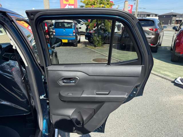 トヨタ ライズ　ハイブリッド ハイブリッド １．２ Ｚ R7年 (九州・沖縄) 99