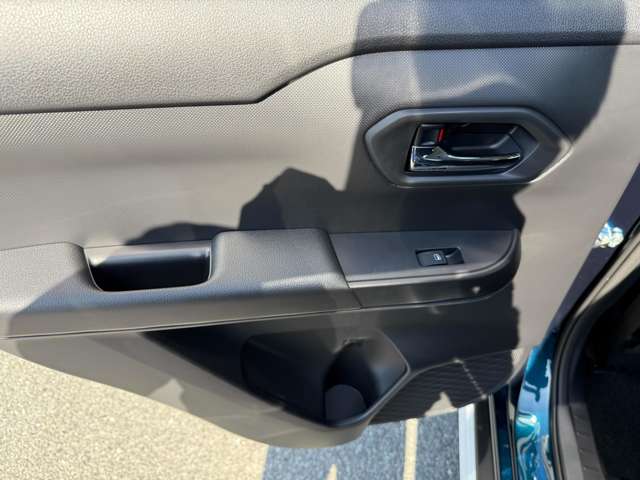 トヨタ ライズ　ハイブリッド ハイブリッド １．２ Ｚ R7年 (九州・沖縄) 99