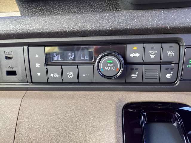 ホンダ Ｎ　ＢＯＸ ジョイ ６６０ ２トーン R6年 (九州・沖縄) 99