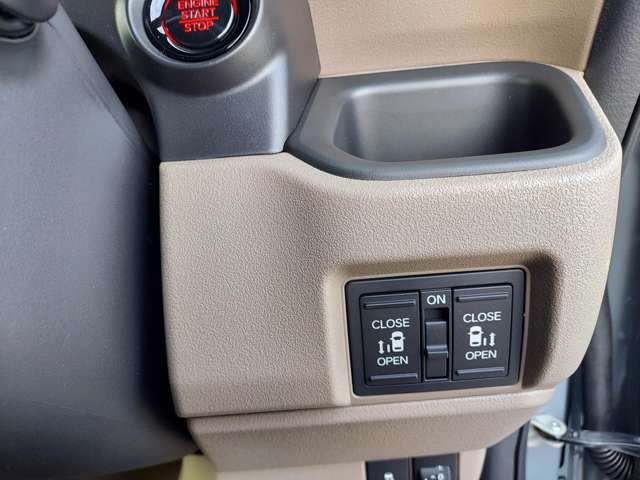 ホンダ Ｎ　ＢＯＸ ジョイ ６６０ ２トーン R6年 (九州・沖縄) 99