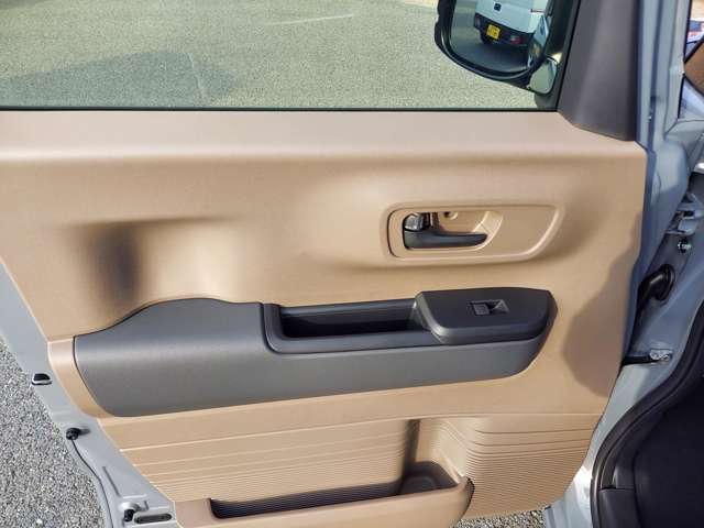 ホンダ Ｎ　ＢＯＸ ジョイ ６６０ ２トーン R6年 (九州・沖縄) 99