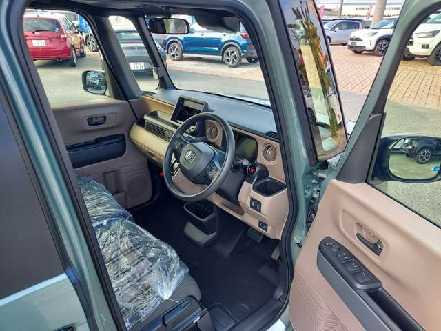 ホンダ Ｎ　ＢＯＸ ジョイ ６６０ ２トーン R6年 (九州・沖縄) 99