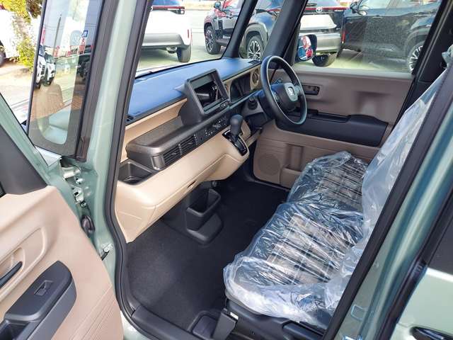 ホンダ Ｎ　ＢＯＸ ジョイ ６６０ ２トーン R6年 (九州・沖縄) 99