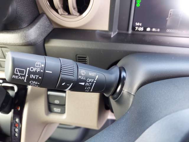 ホンダ Ｎ　ＢＯＸ ジョイ ６６０ ２トーン R6年 (九州・沖縄) 99