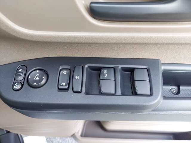 ホンダ Ｎ　ＢＯＸ ジョイ ６６０ ２トーン R6年 (九州・沖縄) 99