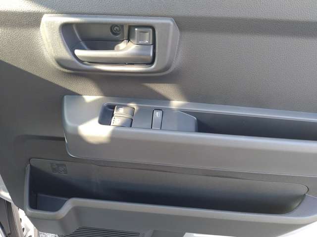 ダイハツ ハイゼットカーゴ ６６０ デラックス R6年 (九州・沖縄) 99