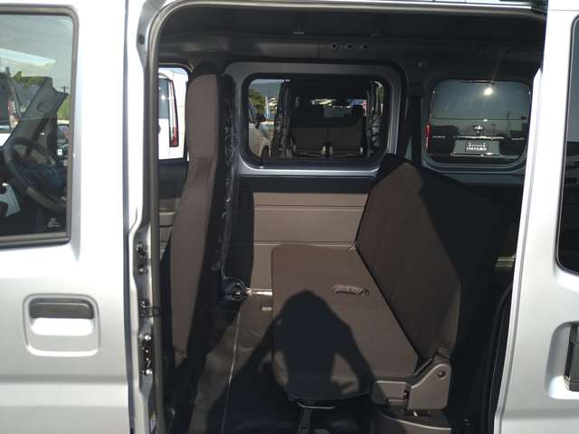 ダイハツ ハイゼットカーゴ ６６０ デラックス R6年 (九州・沖縄) 99