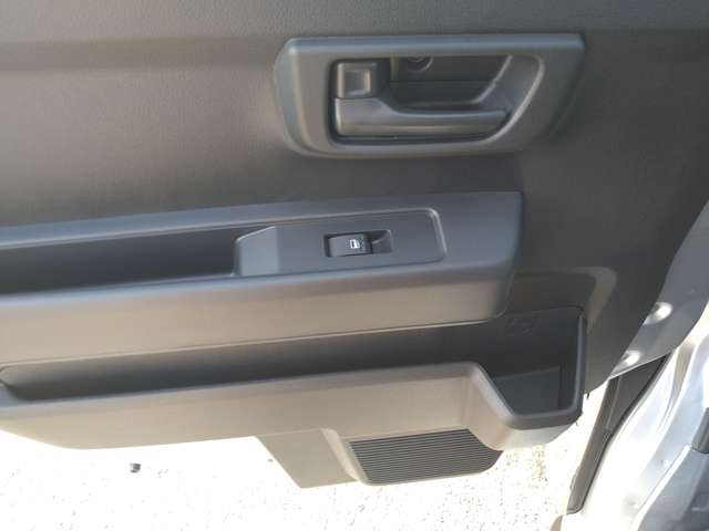 ダイハツ ハイゼットカーゴ ６６０ デラックス R6年 (九州・沖縄) 99