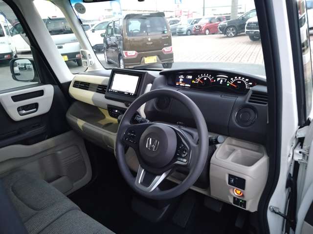 ホンダ Ｎ　ＢＯＸ ６６０ Ｇ Ｌ ホンダセンシング H29年 (九州・沖縄) 99