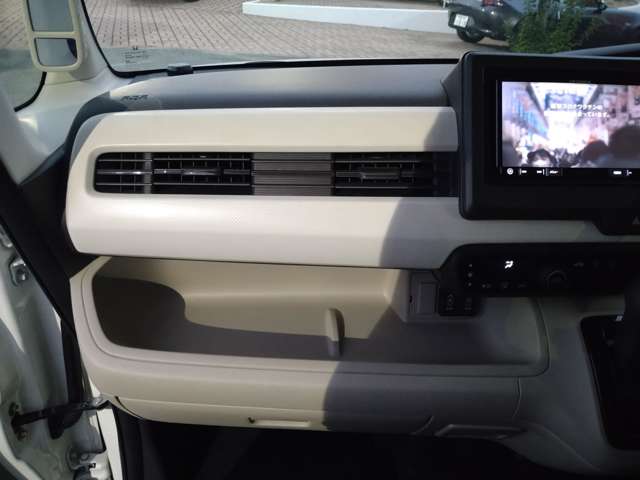 ホンダ Ｎ　ＢＯＸ ６６０ Ｇ Ｌ ホンダセンシング H29年 (九州・沖縄) 99