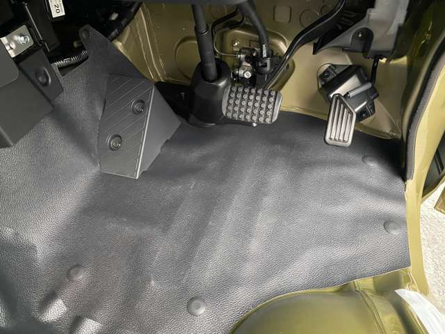 ダイハツ ハイゼットトラック ６６０ ジャンボ エクストラ ３方開 ４ＷＤ R6年 (九州・沖縄) 99